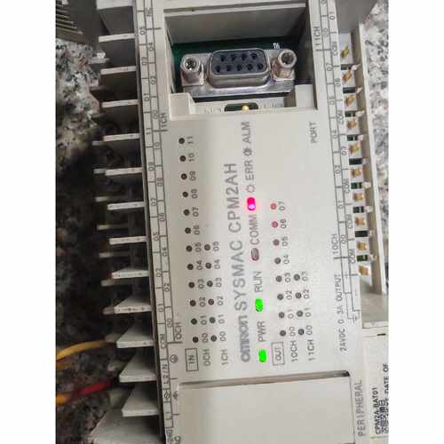 议价CPM2AH-30R-A  欧姆龙PLC，实物拍摄，外观