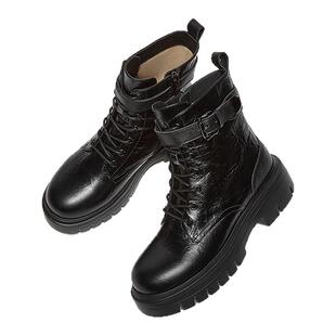 SKAP圣伽步女鞋2025冬季新款休闲靴厚底女短筒复古皱漆女款马丁靴