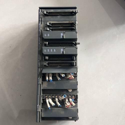 溢价-基恩士PLC模块 KV-MC40V KV-C32XD KV-