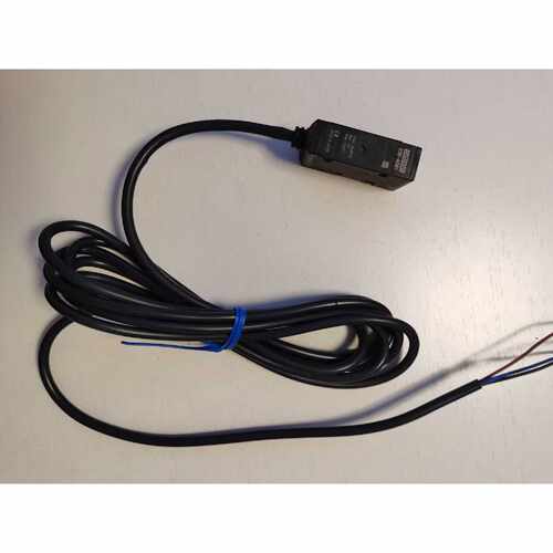 议价E3S-AD61新到欧姆龙OMRON光电传感器 E3S-AD61 现货出售
