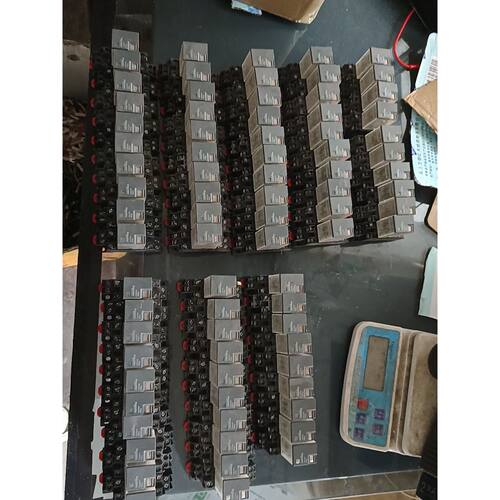 议价继电器RXM2LB2BD24V底座RXZE1M2C维修