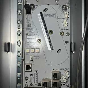溢价-IOTA C300控制器底座，型号CC-TCNT01