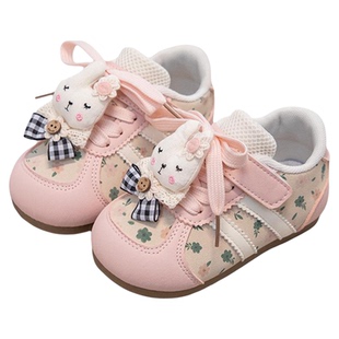 女童休闲学院风运动鞋2026春秋新款透气百搭德训鞋可爱卡通跑步鞋