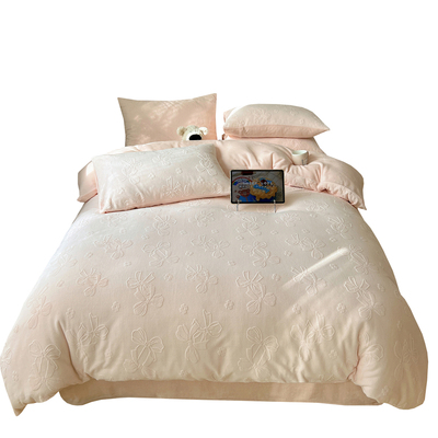 公主风雕花牛奶绒四件套2025新款