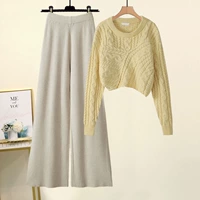 Желтый свитер, абрикосовый комплект