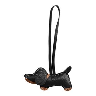 怡萨适用LV包包挂件腊肠狗真皮挂饰高级感皮质个性可爱小狗车挂饰