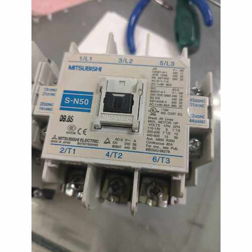 【请询价】三菱接触器SN50有2个实物图线圈电压AC20024