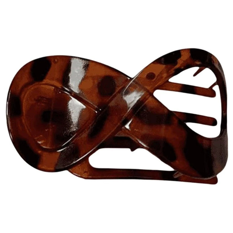 复古8字扁平大号抓夹后脑勺盘发