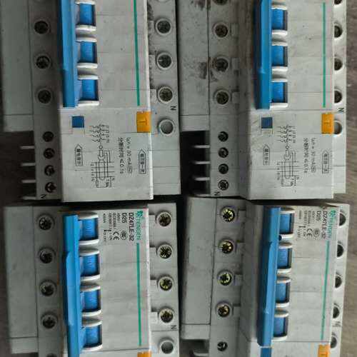 议价天正漏电断路器，型号DZ47LE-32，30A，非常适合家庭