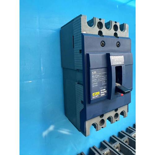 议价施耐德塑壳断路器EZD100E50A原装正品二手拆机维修