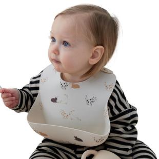 宝宝吃饭围兜防水硅胶辅食饭兜超软婴儿便携儿童围嘴防油防脏神器