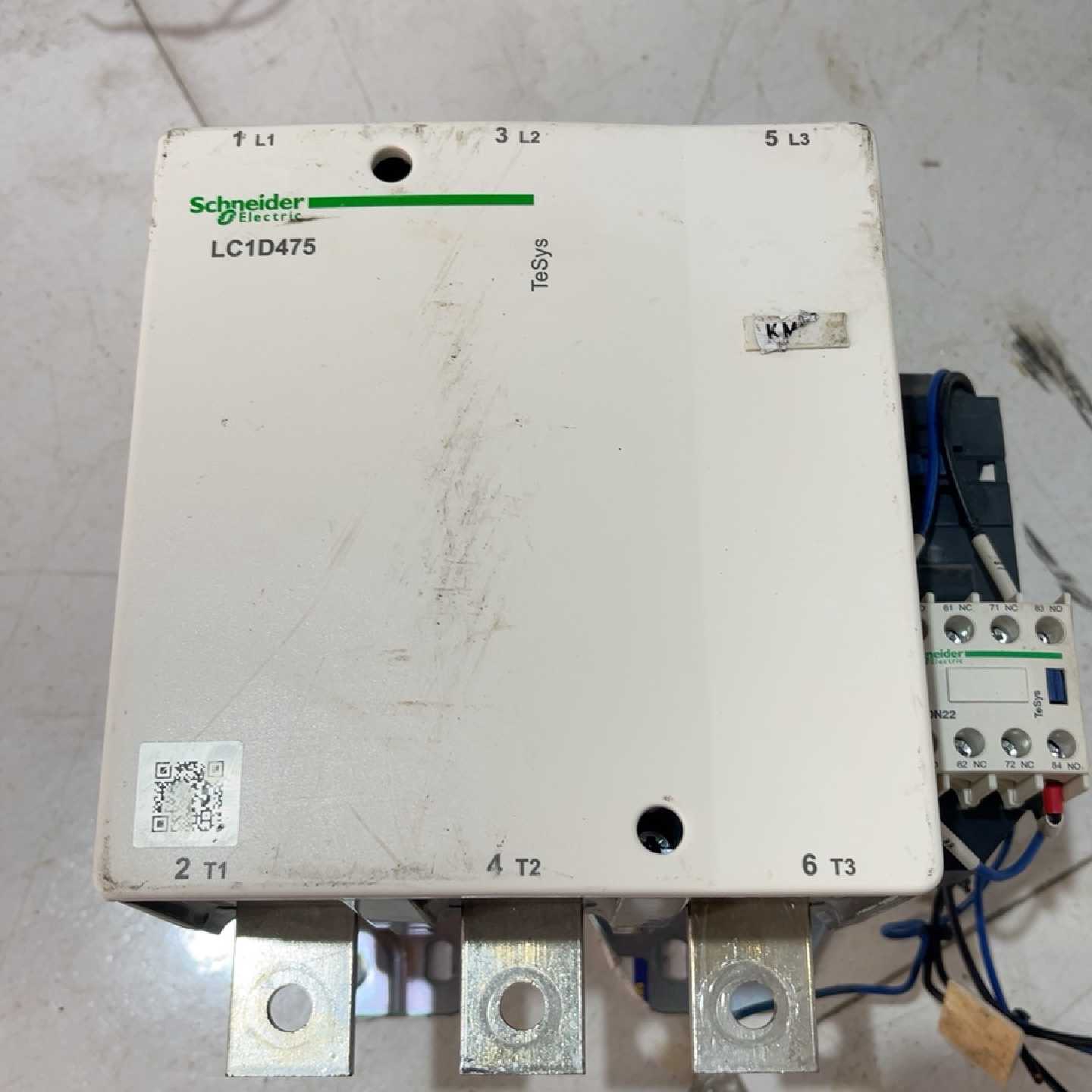 议价新款施耐德接触器LC1D475 220V   1台   拆机维修