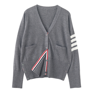 MMC TB明星同款王心凌经典针织开衫外套上衣英伦风学院风减龄2025