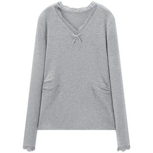 爱居兔修身收腰针织衫2025年冬季新款女蕾丝俏皮显白长袖上衣