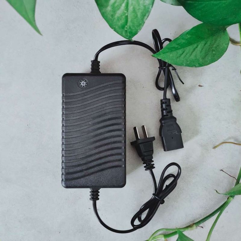 神舟电动喷雾器充电器 12V铅酸充电器蓄电池充电器农用配件CE