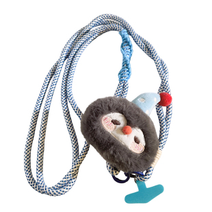 可爱卡通毛绒睡帽小企鹅胸针装饰手机挂件多功能手机链防丢挂绳斜跨挂链趣味ins学生女款通用ccd相机便携侧身