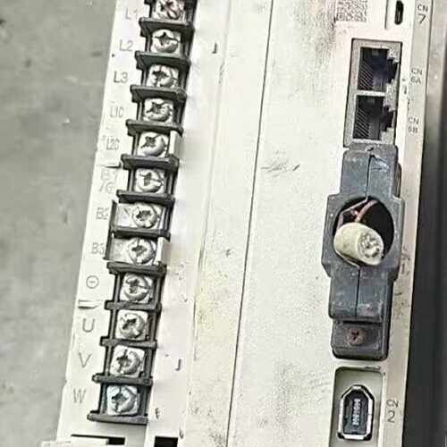 伟创伺服驱动器SD700-6R0D-PA，，380-440V—议价