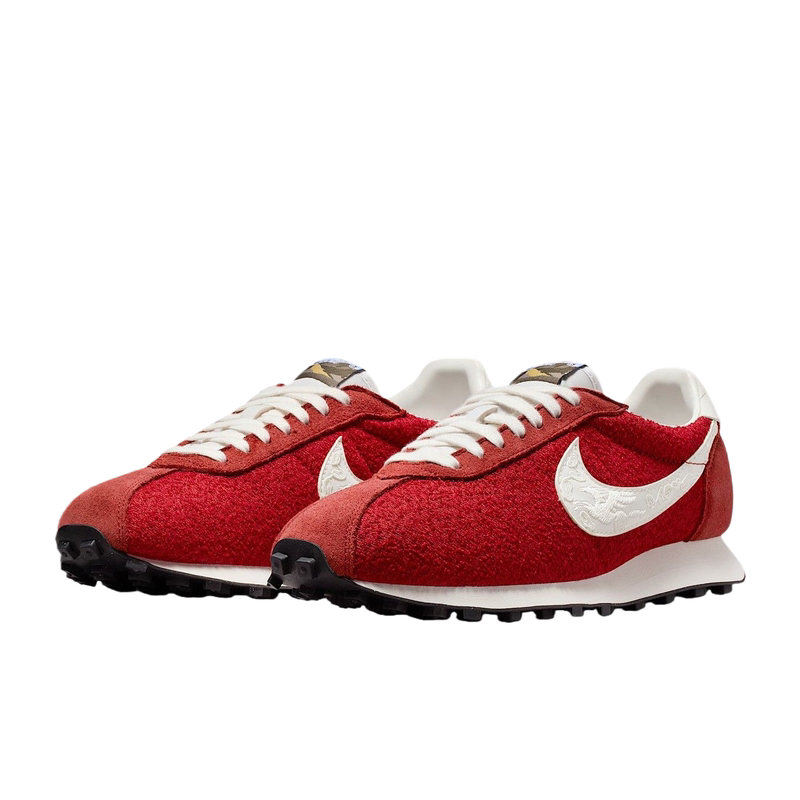Nike耐克男子新年款翻毛皮运动鞋