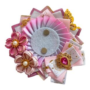 粉色原创吧唧托八重神子徽章装饰萌物华丽谷美扎痛包道具胸针