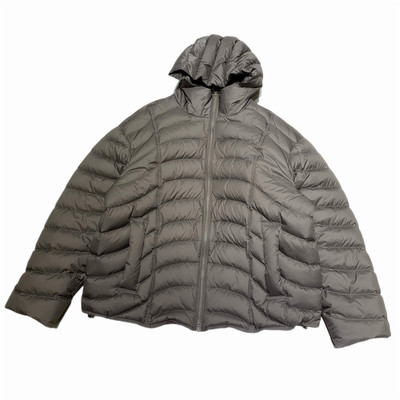 轻量化排骨连帽羽绒服男