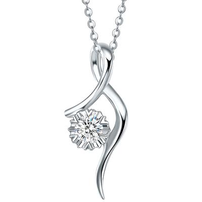 周六福白18k金天然钻石吊坠女璀璨Z六爪花舞au750真钻可配项链