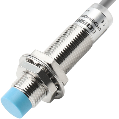 检测金属24VDC电感式接近传感器