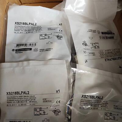 议价施耐德接近开关XS218BLPAL2/XS218BLNAL2全新原装正品现货M18