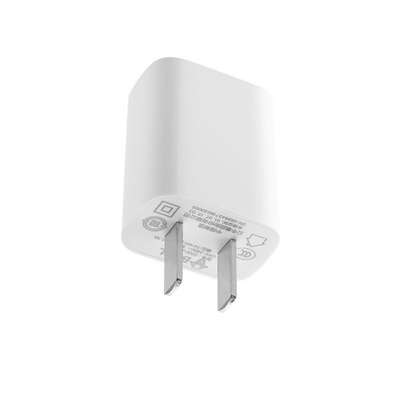 公牛typec三合一数据线快充套装5v1a2a充电器充电头多功能usb插头适用苹果安卓蓝牙耳机台灯车载一拖三三头
