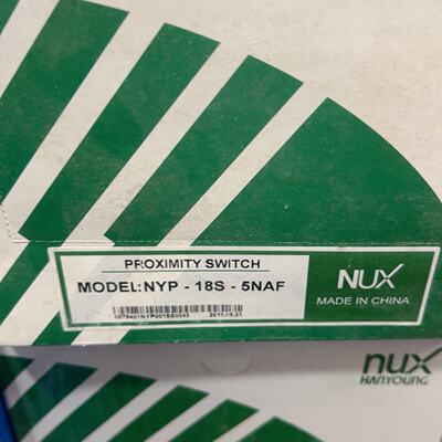 韩荣NUX接近开关，型号NYP-18S-5NAF，原装正品，