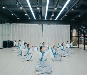 小酒馆舞蹈演出服装儿童汉服幼儿园弟子规三字经少年说国学诗朗诵