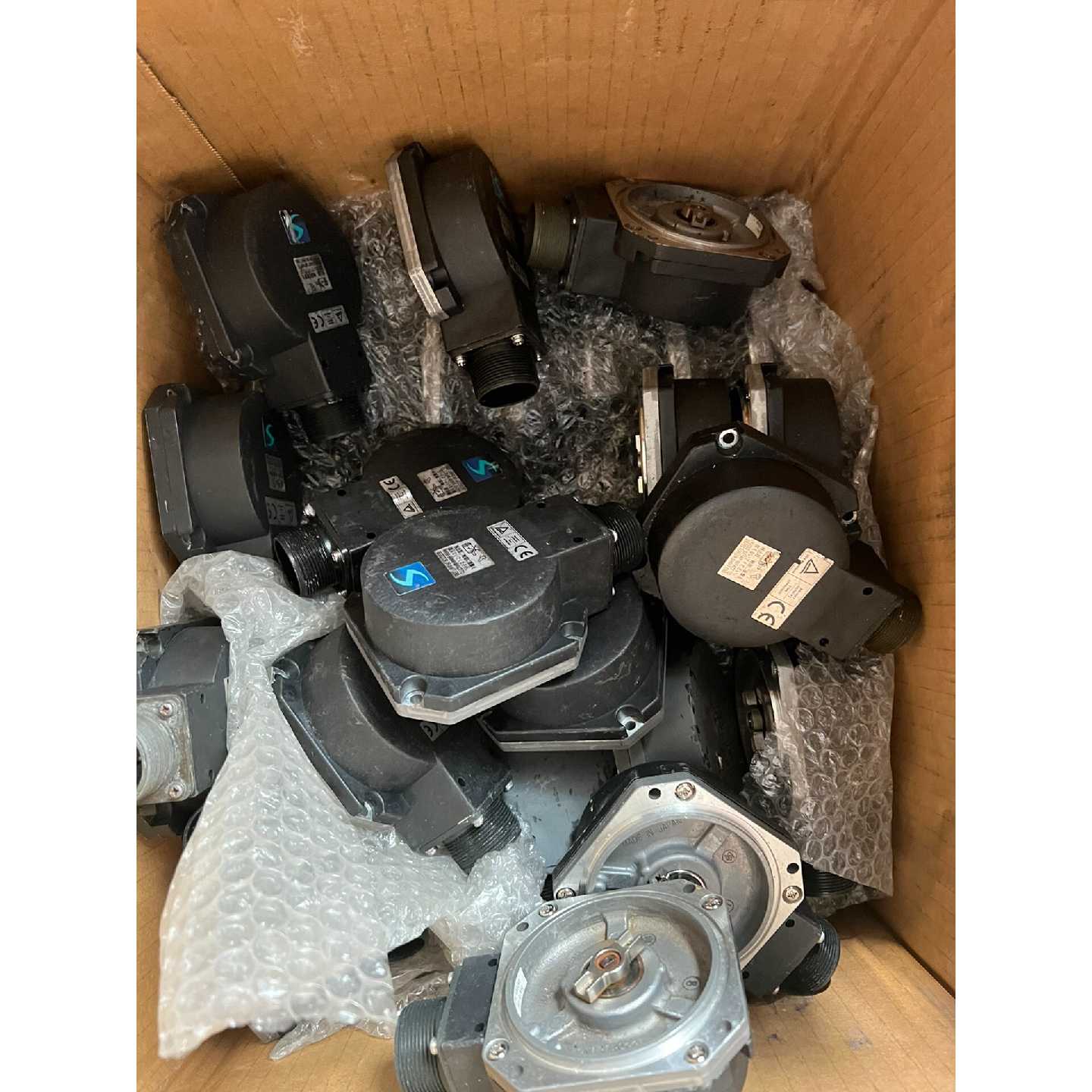 【请询价】原装三菱编码器OSA18130等具体型号看图