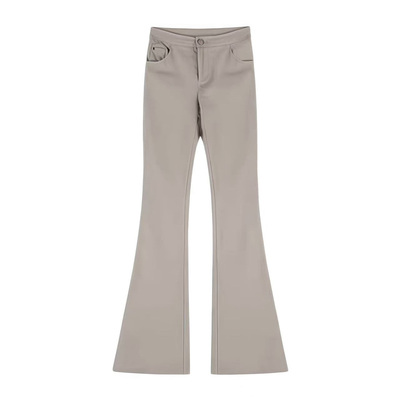 白色百搭高腰微喇牛仔裤