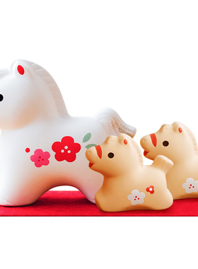 日本药师窑马年摆件红梅亲子生肖