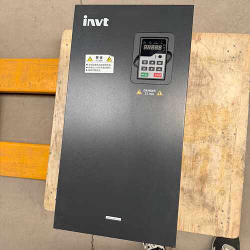 GD200A 英威腾变频器 110/132KW 2000小时使用