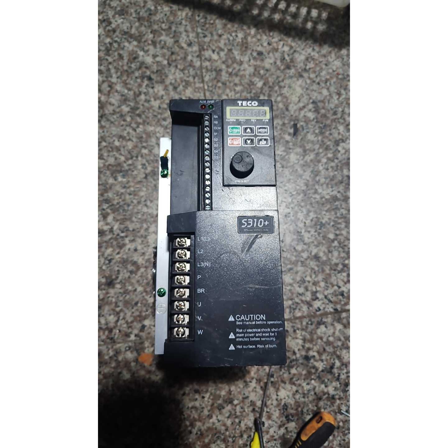 议价东 S310变频器   3.7KW 380v
