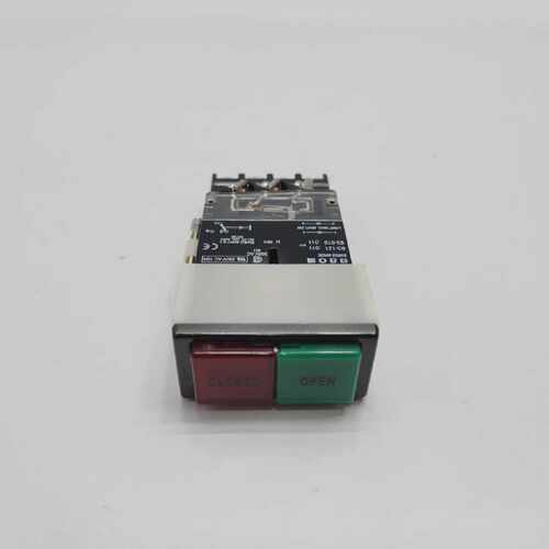 EAO 03121.011 PUSH BUTTON SWITCH ASSEMBLY 03616.011