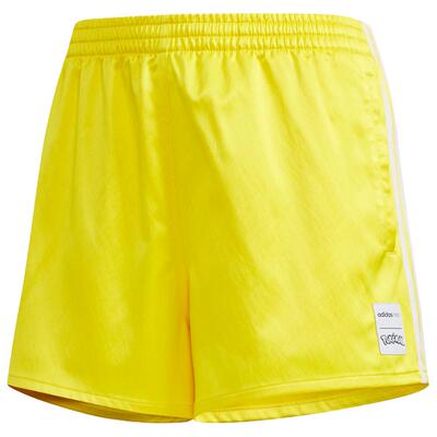 阿迪达斯皮卡丘联名女子短裤