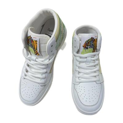 J&M/快乐玛丽四季中帮系带白色休闲板鞋 时尚百搭透气女鞋15321W