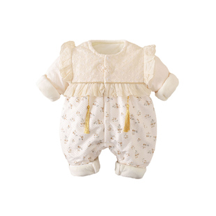 薄棉连体衣婴儿秋冬女宝无骨夹棉哈衣小月龄宝宝秋季衣服a类加棉