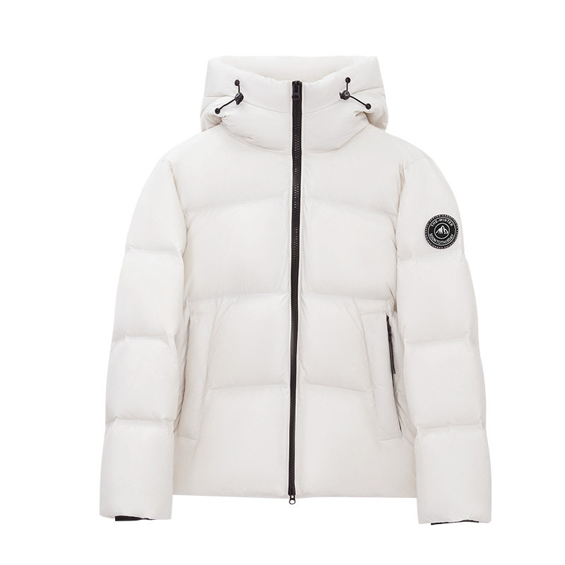 雪中飞时尚短款羽绒服冬季