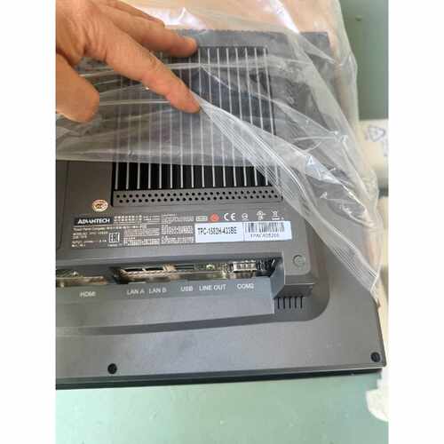 C1582H433BE研华15寸4GBi3处理，议价商品