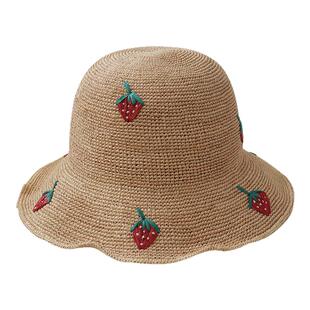 春夏新款草莓拉菲草手工渔夫帽编织度假风帽子2025新款防晒太阳帽