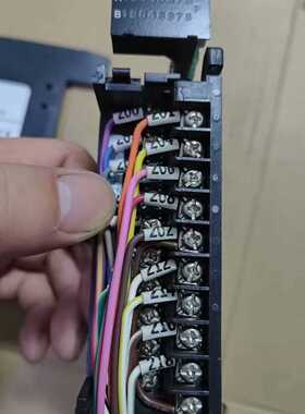 【询价】IC693MDL740E，板子，成色如图所示，外壳破适用