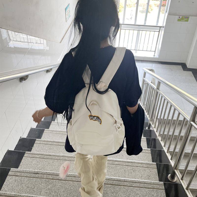 高颜值书包小众大容量双肩包女生大学生初中可爱简约包包百搭背包