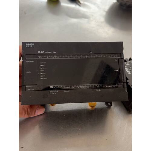 CP2E-E40DR-A 欧姆long PLC拆机