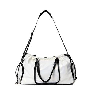 KAWASAKI x 丹尼熊联名大容量网球包羽毛球包运动斜挎包手提单肩