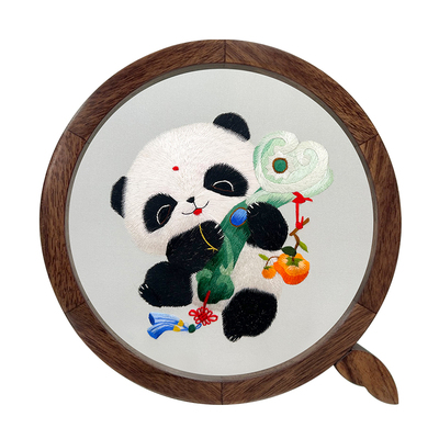 蜀特刺绣全手工大熊猫蜀绣摆件