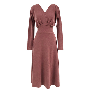 针织连衣裙女冬季收腰修身a字裙长款冬款新款长袖V领粉色连身裙子