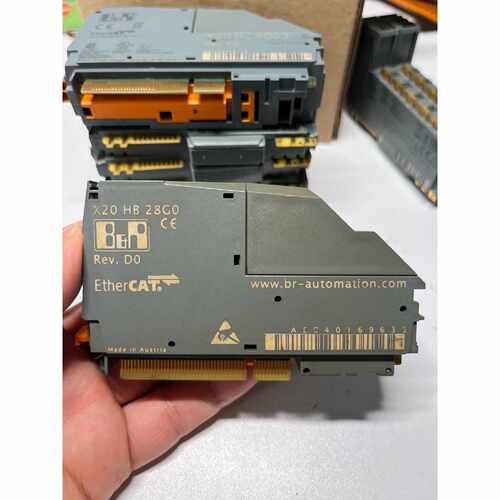 询价X20 PLC X20HB28G0库存一片