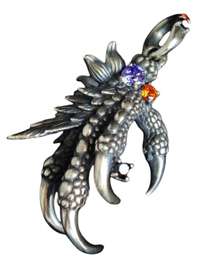 铁头的店 BloodyourMary血腥玛丽2024万圣节纪念“暗黑渡鸦”吊坠